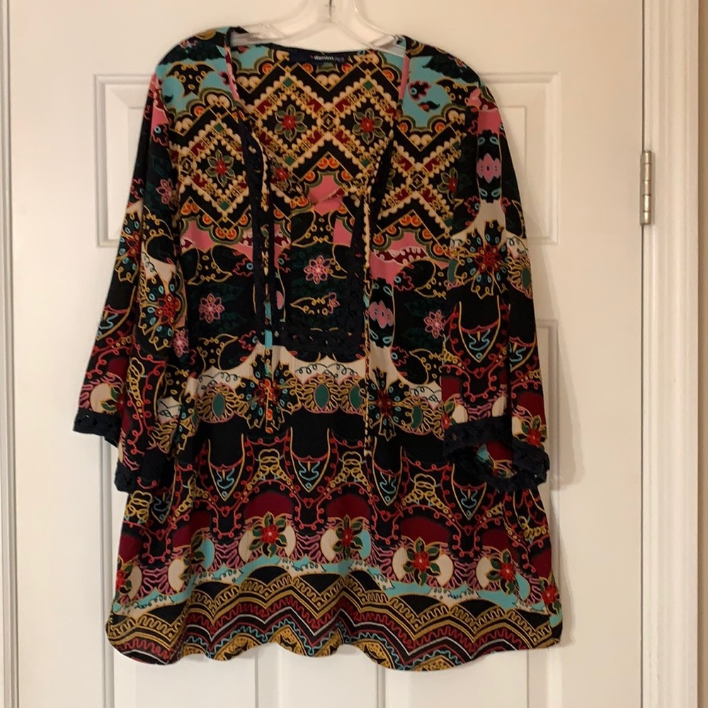 Multicolored blouse